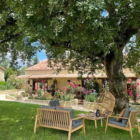 Dome Insolite Lichen Jacuzzi Et Petits-dejeuners Inclus Luxury tent Gondrin