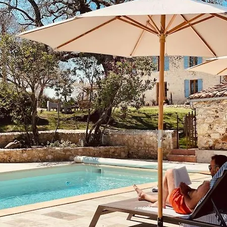 Dome Insolite Lichen Jacuzzi Et Petits-dejeuners Inclus Luxury tent