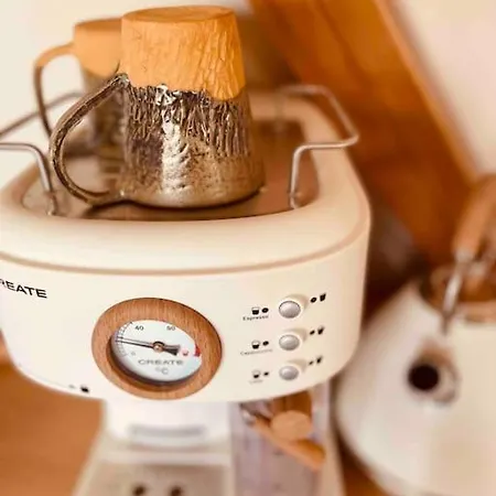Dome Insolite Lichen Jacuzzi Et Petits-dejeuners Inclus Tente de luxe