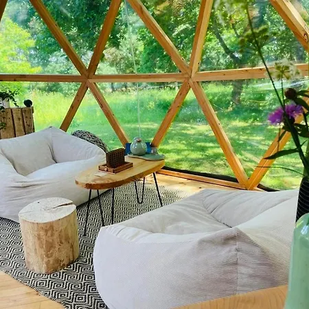 Dome Insolite Lichen Jacuzzi Et Petits-dejeuners Inclus